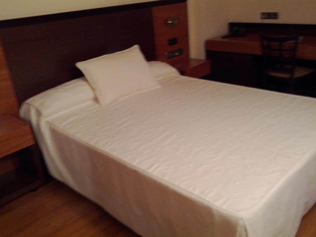 Doade Hotel Hio Ruang foto