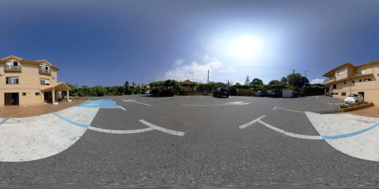 Doade Hotel Hio Bagian luar foto